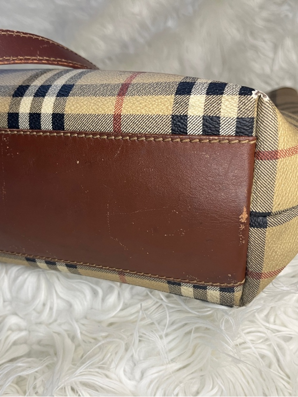 Vintage Burberry Haymarket check coated canvas tote - Picture 11 of 16